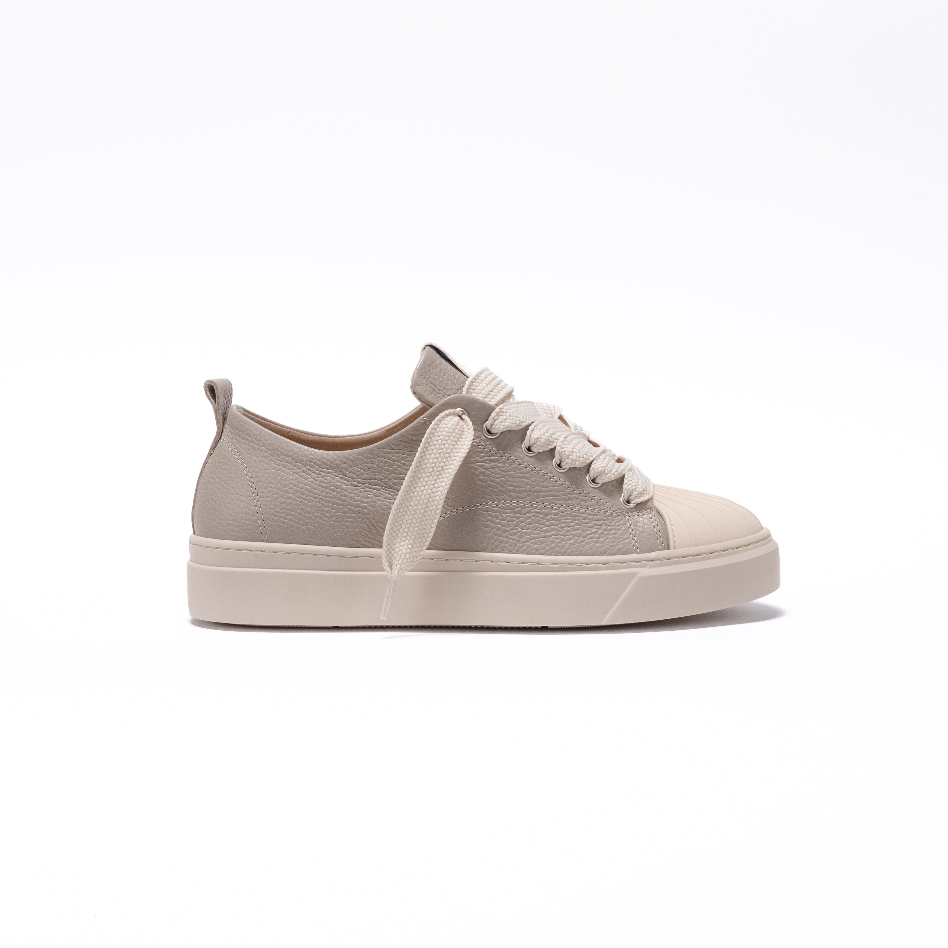 SORRENTO - Sneaker Bassa in Pelle Bottolata con Punta in Gomma – Grigio Perla