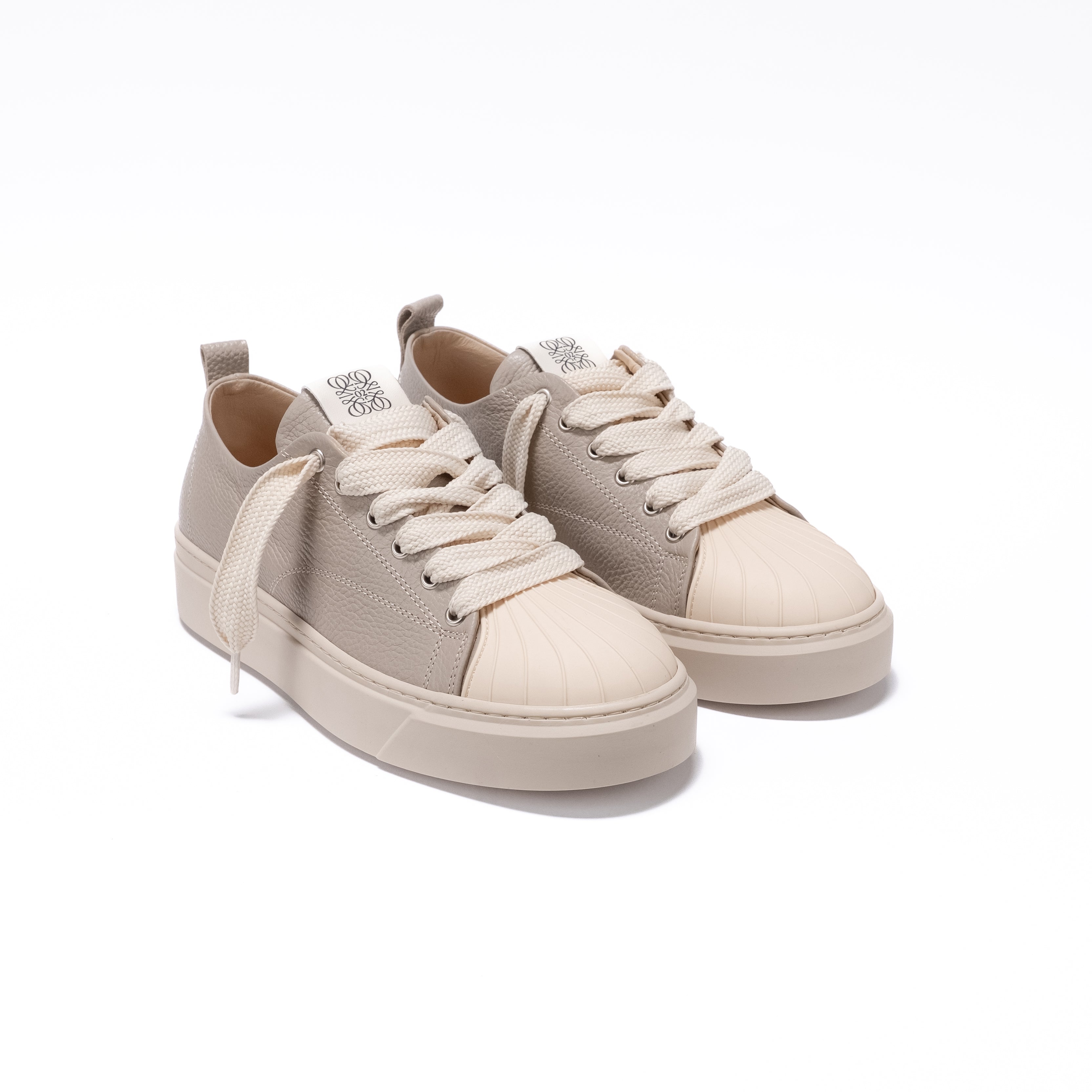 SORRENTO - Sneaker Bassa in Pelle Bottolata con Punta in Gomma – Grigio Perla
