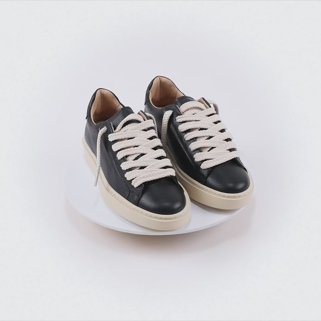PANAREA - Sneaker Essenziale in Pelle Bottolata - Nero