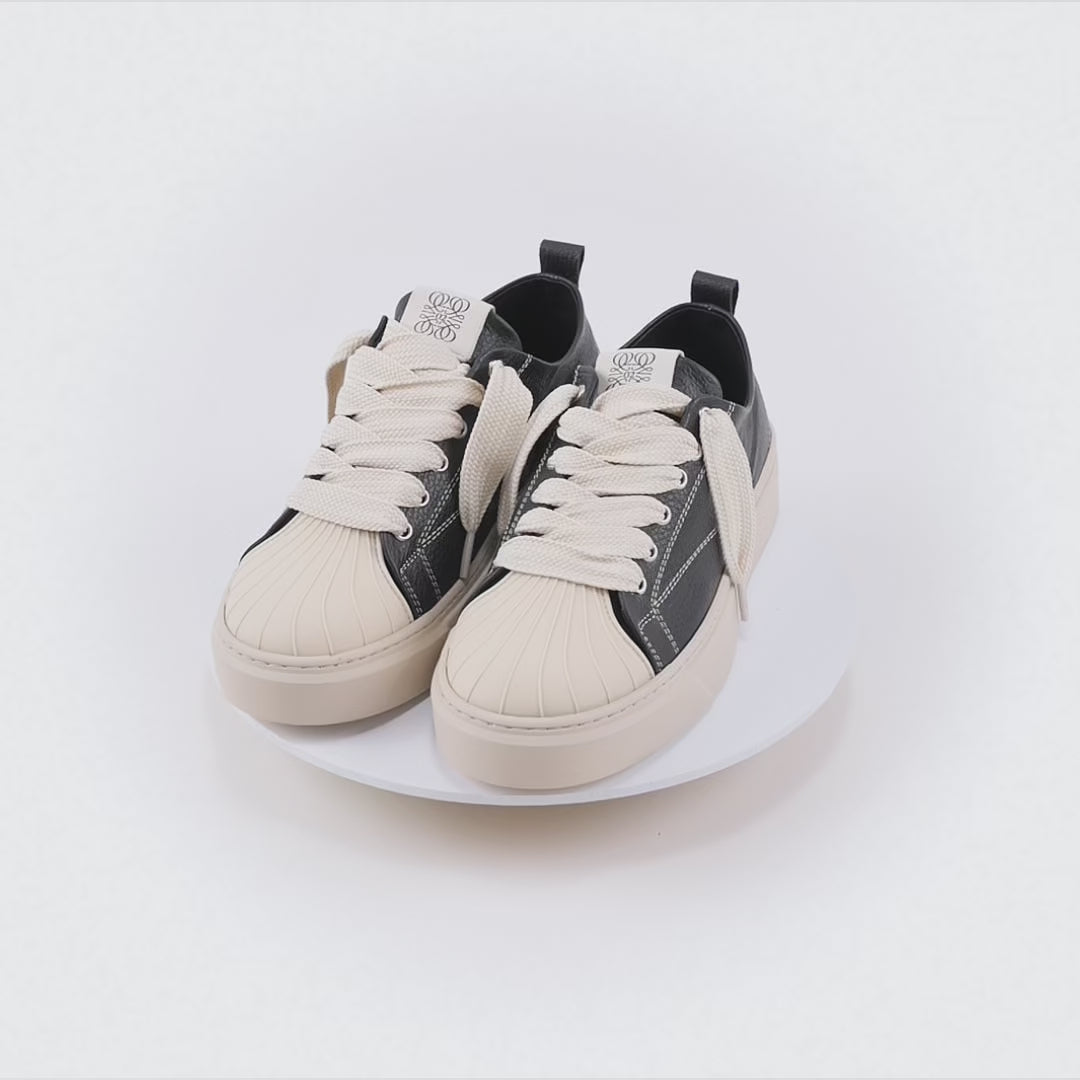 SORRENTO - Sneaker Bassa in Pelle Bottolata con Punta in Gomma – Nero