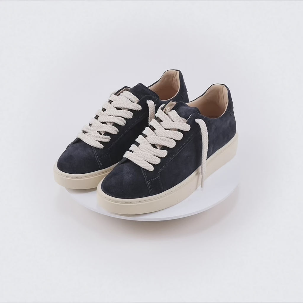 PANAREA - Sneaker Essenziale in Camoscio - Blu